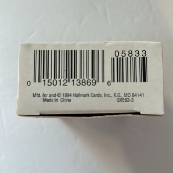 HALLMARK Keepsake Ornament NIB Extra Special Delivery Mail Handcrafted 1994 - Picture 5 of 8